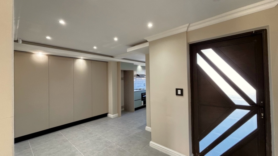  Bedroom Property for Sale in Westridge Western Cape